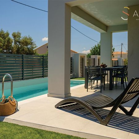 Komos Villas Airport By Airstay Артемида Екстериор снимка