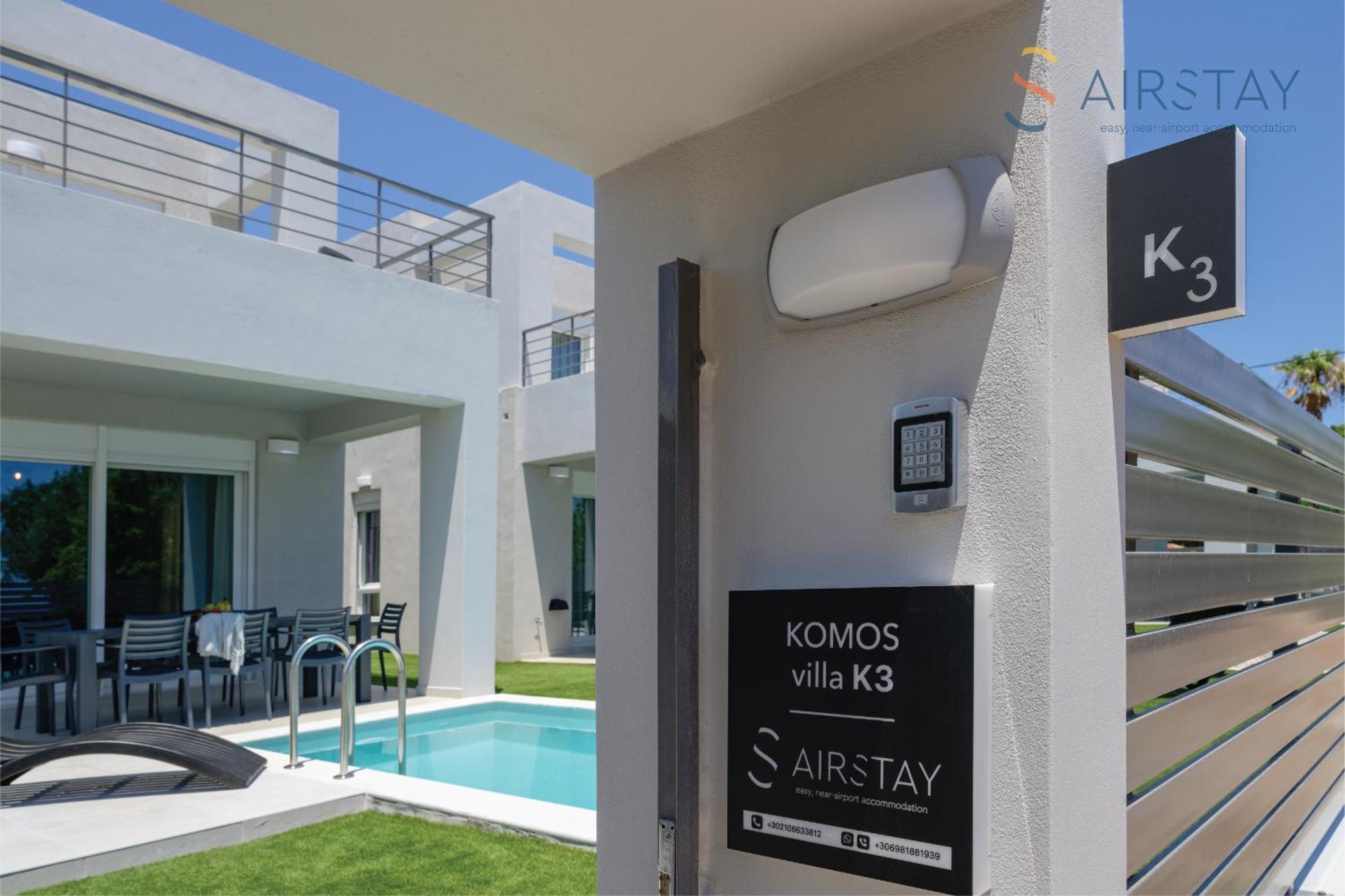 Komos Villas Airport By Airstay Артемида Екстериор снимка